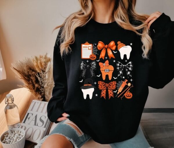 Spooky Halloween Dentist Halloween Shirt
