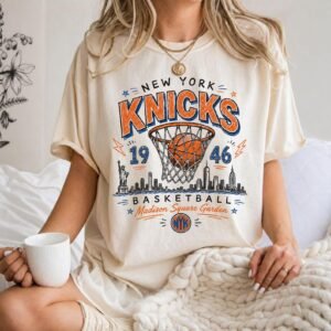 New York Knicks NYC Basketball Fan Gift | Vintage Sports Tee
